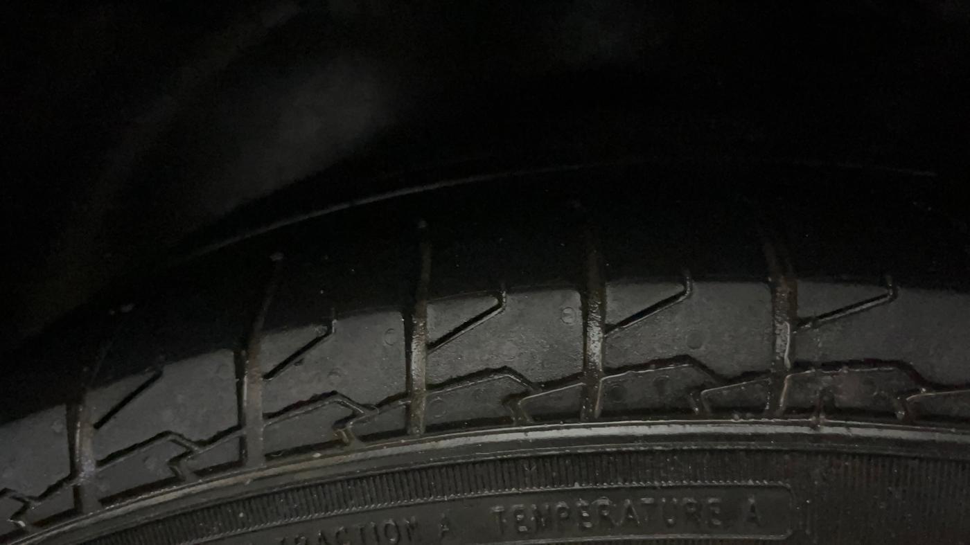 2019 Hyundai Creta SX AT 1.6 PETROL, CNG, Automatic, 86,162 km, Left Rear Tyre Tread