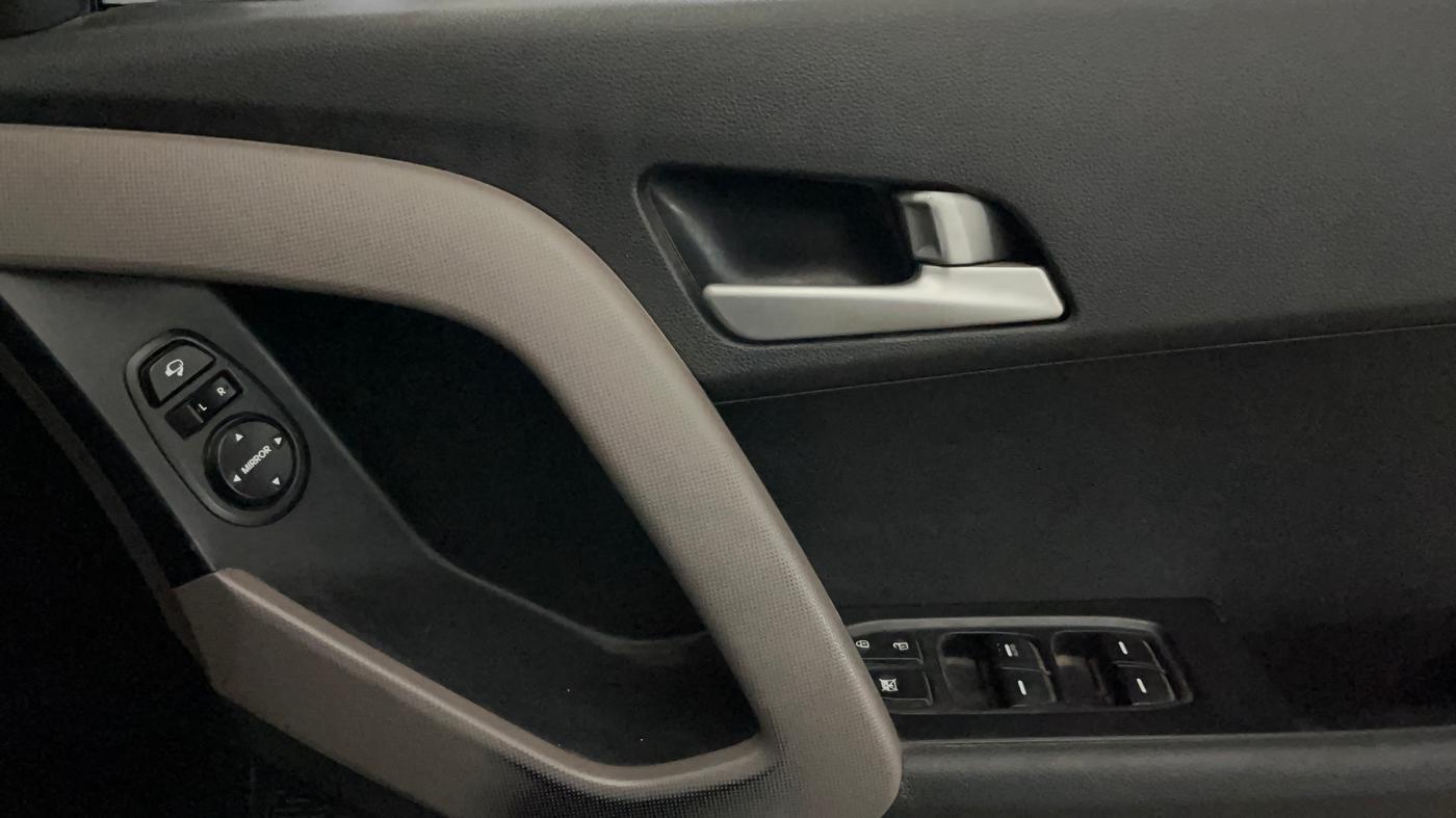 2019 Hyundai Creta SX AT 1.6 PETROL, CNG, Automatic, 86,162 km, Driver Side Door Panels Control
