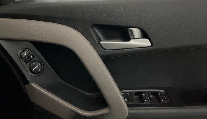 2019 Hyundai Creta SX AT 1.6 PETROL, CNG, Automatic, 86,063 km, Driver Side Door Panels Control