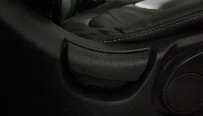 2019 Hyundai Creta SX AT 1.6 PETROL, CNG, Automatic, 86,063 km, Driver Side Adjustment Panel