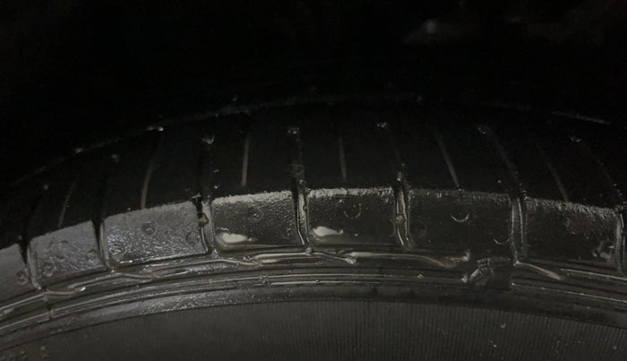 2019 Hyundai Creta SX AT 1.6 PETROL, CNG, Automatic, 86,063 km, Left Front Tyre Tread