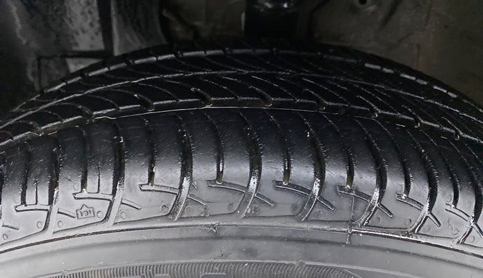 2020 Maruti New Wagon-R VXI 1.0, Petrol, Manual, 13,197 km, Left Front Tyre Tread