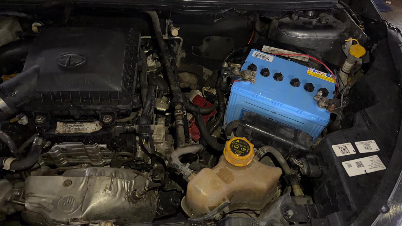 2022 Tata NEXON XE PETROL, Petrol, Manual, 42,073 km, Engine View - Left