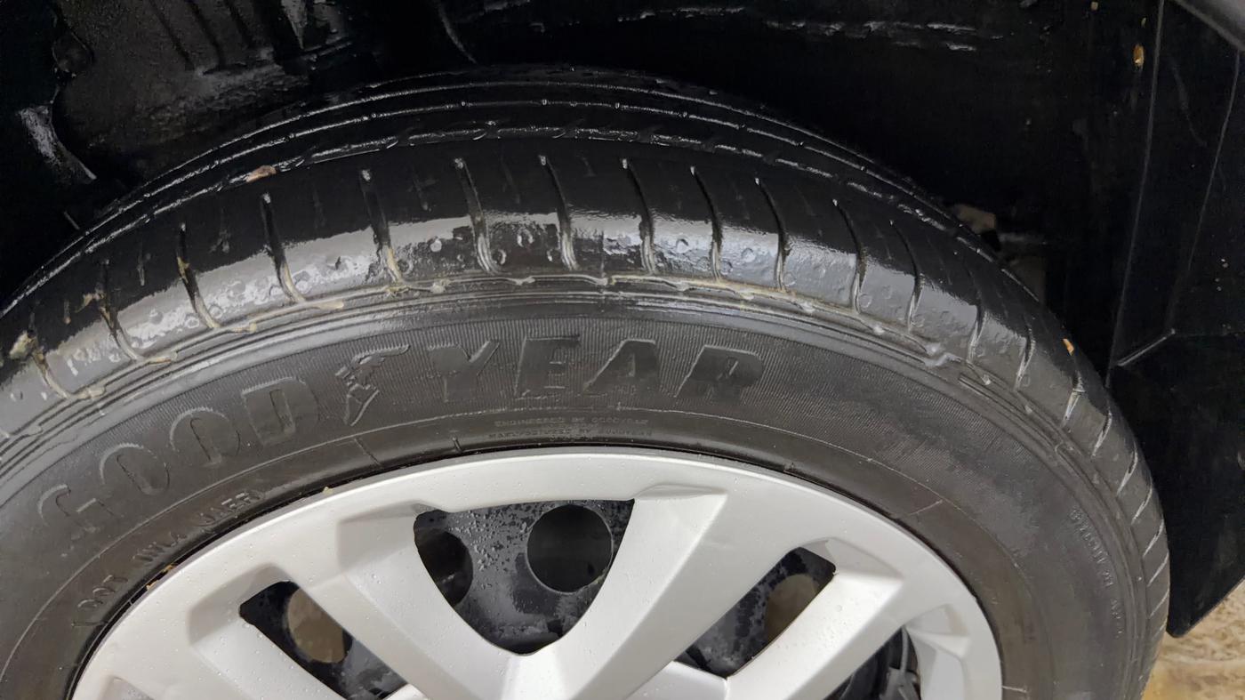 2022 Tata NEXON XE PETROL, Petrol, Manual, 42,073 km, Right Rear Tyre Tread