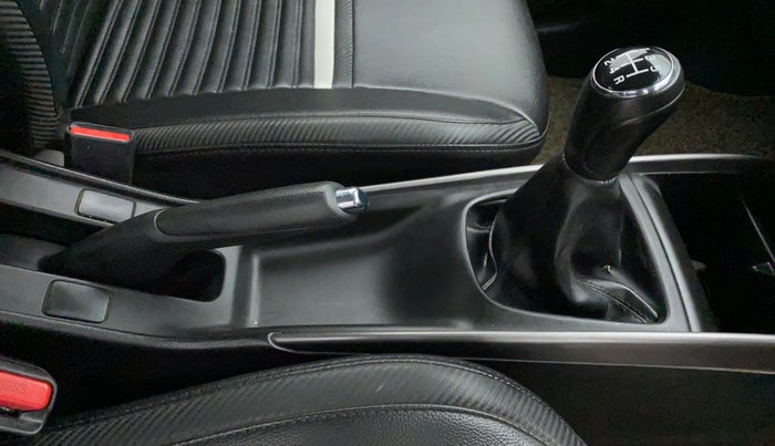 2019 Maruti Baleno DELTA PETROL 1.2, Petrol, Manual, 50,750 km, Gear Lever