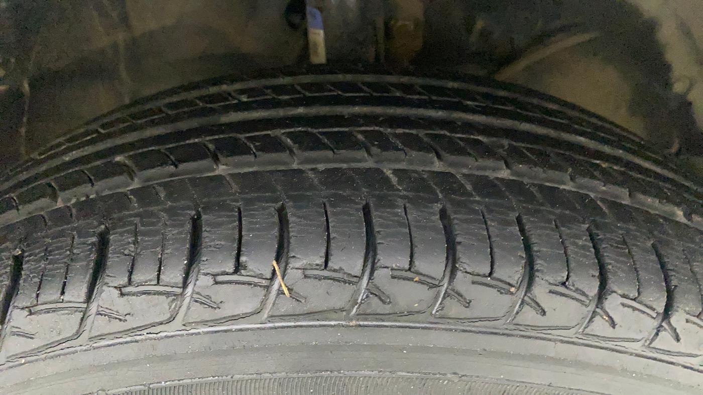 2017 Maruti Baleno SIGMA PETROL 1.2, Petrol, Manual, 22,956 km, Right Front Tyre Tread