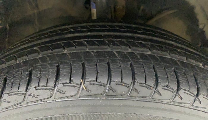 2017 Maruti Baleno SIGMA PETROL 1.2, Petrol, Manual, 22,956 km, Right Front Tyre Tread