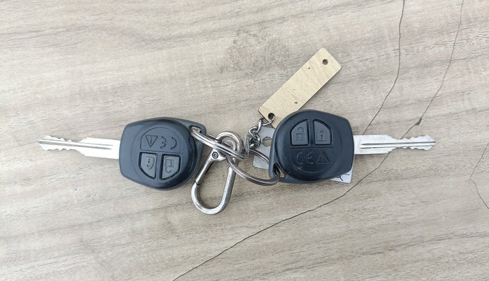 2022 Toyota Glanza S AMT, Petrol, Automatic, 55,454 km, Key Close Up