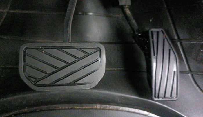 2022 Toyota Glanza S AMT, Petrol, Automatic, 55,454 km, Pedals