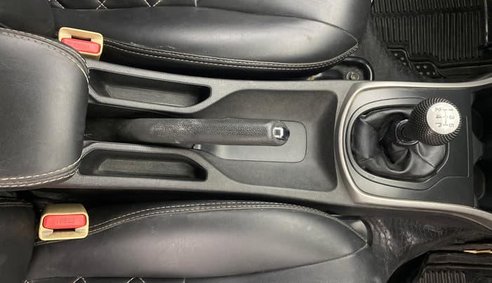 2016 Honda City 1.5L I-VTEC SV, Petrol, Manual, 82,955 km, Gear Lever