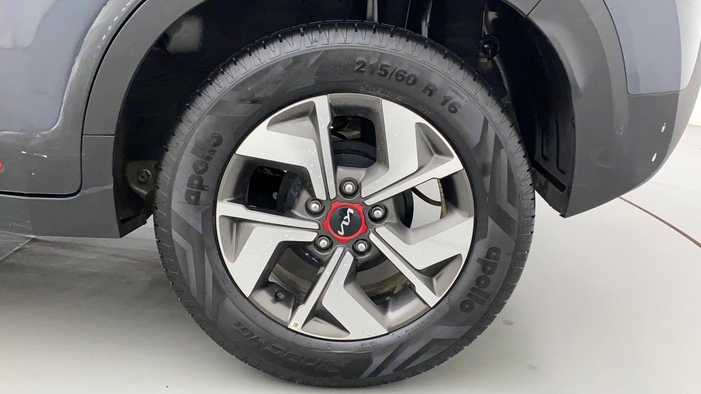 2022 KIA SONET GTX PLUS 1.0 IMT, Petrol, Manual, 11,716 km, Left Rear Wheel