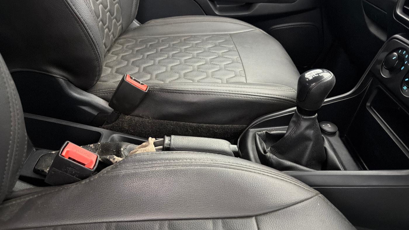 2019 Ford Ecosport AMBIENTE 1.5L PETROL, Petrol, Manual, 39,807 km, Gear Lever