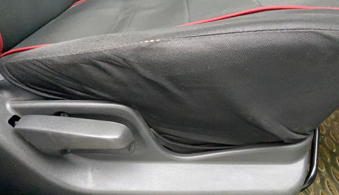 2011 Maruti Ritz LXI, Petrol, Manual, 21,744 km, Driver Side Adjustment Panel