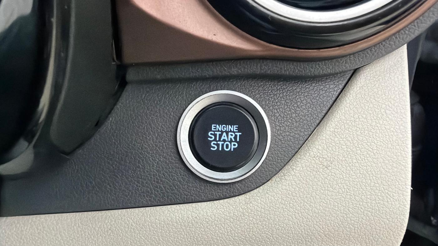2023 Hyundai AURA SX 1.2 CNG, CNG, Manual, 73,004 km, Keyless Start/ Stop Button