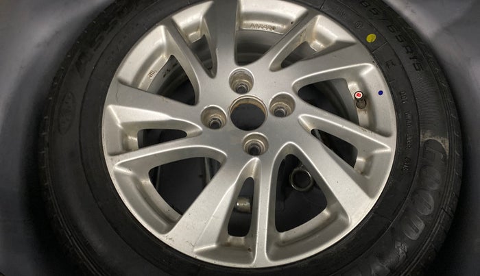 2013 Maruti Swift ZXI, Petrol, Manual, 1,30,139 km, Spare Tyre