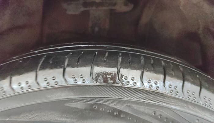 2018 Tata NEXON XZA PLUS PETROL, Petrol, Automatic, 71,468 km, Right Front Tyre Tread