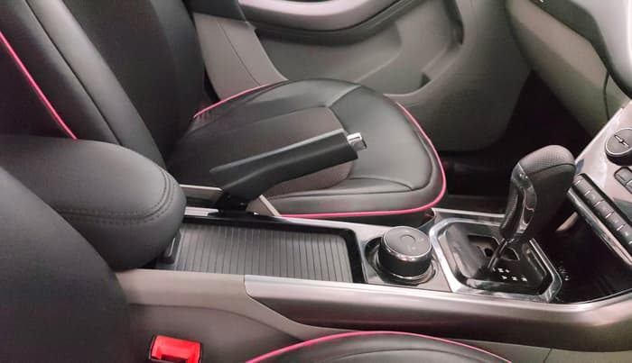 2018 Tata NEXON XZA PLUS PETROL, Petrol, Automatic, 71,468 km, Gear Lever