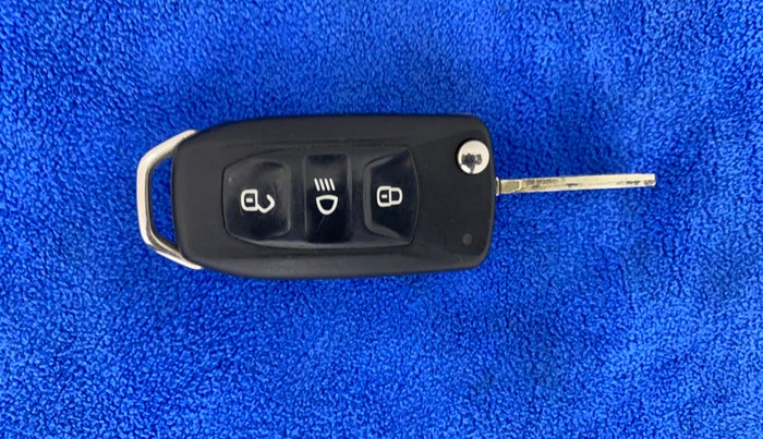 2019 Tata Tiago XZ PLUS PETROL, Petrol, Manual, 34,463 km, Key Close Up