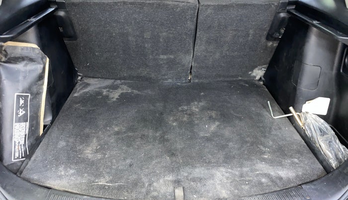 2015 Maruti S Cross SIGMA 1.3, Diesel, Manual, 78,577 km, Boot Inside