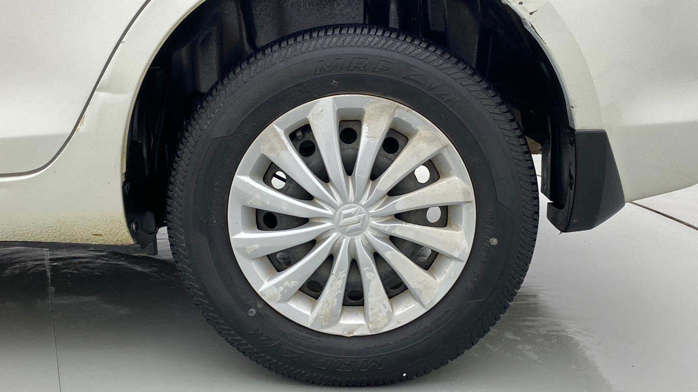 2015 Maruti Swift Dzire VXI, Petrol, Manual, 43,323 km, Left Rear Wheel