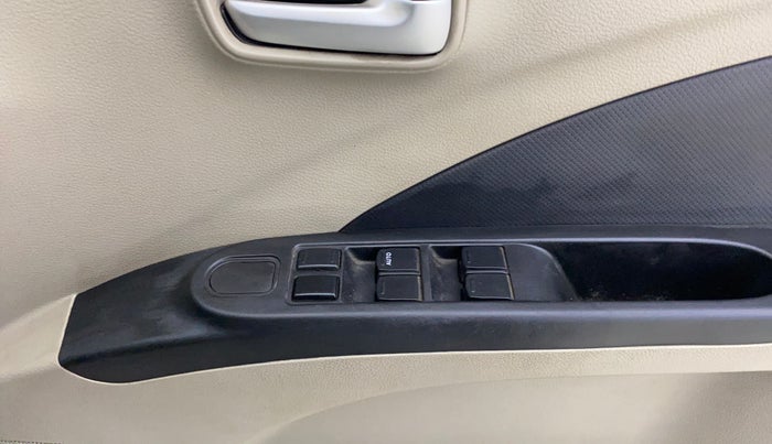 2017 Maruti Celerio VXI, Petrol, Manual, 28,056 km, Driver Side Door Panels Control