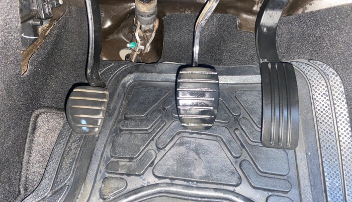 2015 Renault Duster 110 PS RXL DIESEL, Diesel, Manual, 1,08,400 km, Pedals