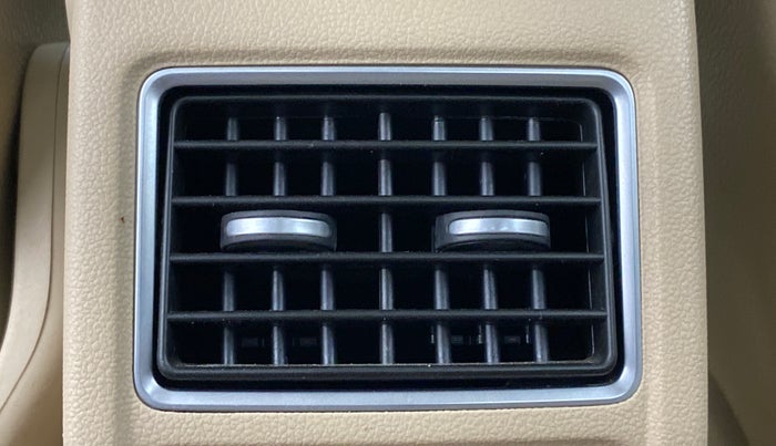 2018 Volkswagen Vento 1.2 TSI HIGHLINE PLUS AT, Petrol, Automatic, 43,521 km, Rear AC Vents