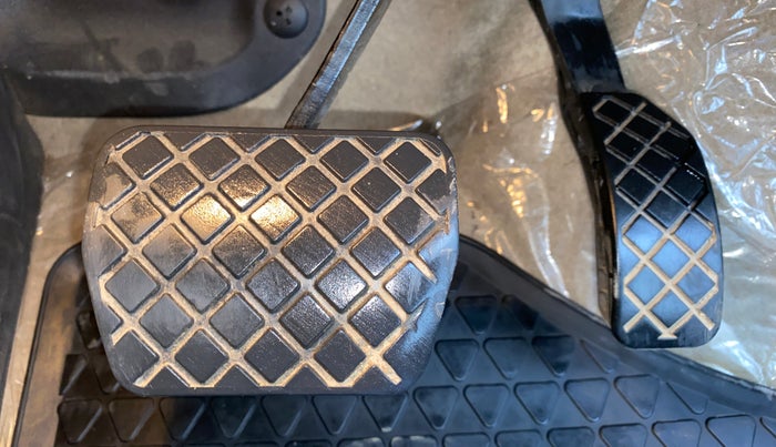 2018 Volkswagen Vento 1.2 TSI HIGHLINE PLUS AT, Petrol, Automatic, 43,521 km, Pedals