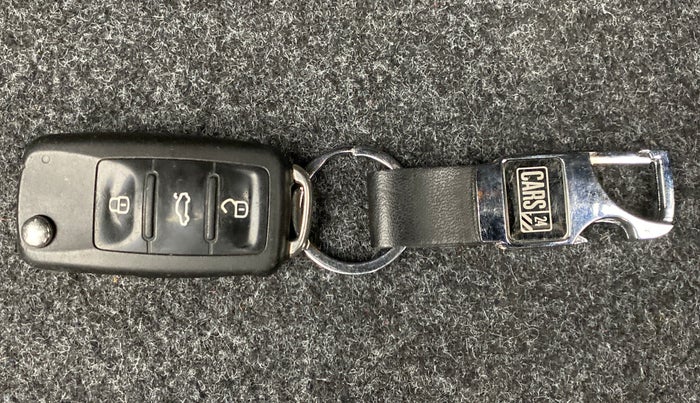 2018 Volkswagen Vento 1.2 TSI HIGHLINE PLUS AT, Petrol, Automatic, 43,521 km, Key Close Up