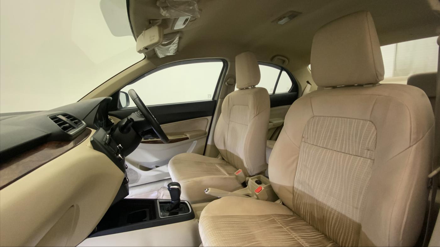 2018 Maruti Dzire ZXI AMT, CNG, Automatic, 99,140 km, Right Side Front Door Cabin