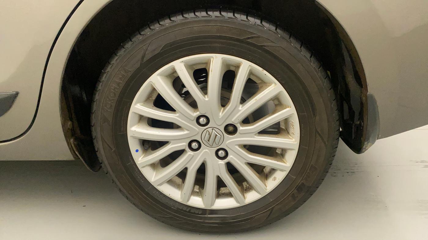2018 Maruti Dzire ZXI AMT, CNG, Automatic, 99,140 km, Left Rear Wheel