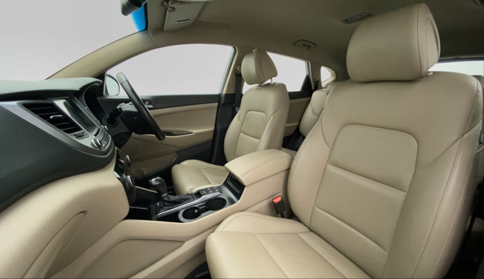 2017 Hyundai Tucson 2WD AT GLS DIESEL, Diesel, Automatic, 86,858 km, Right Side Front Door Cabin