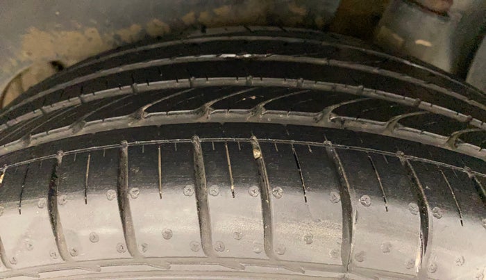 2018 Hyundai Creta E PLUS 1.4 DIESEL, Diesel, Manual, 91,019 km, Left Rear Tyre Tread