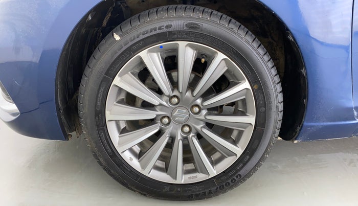 2018 Maruti Ciaz ALPHA 1.3 DDIS SHVS, Diesel, Manual, 82,609 km, Left Front Wheel