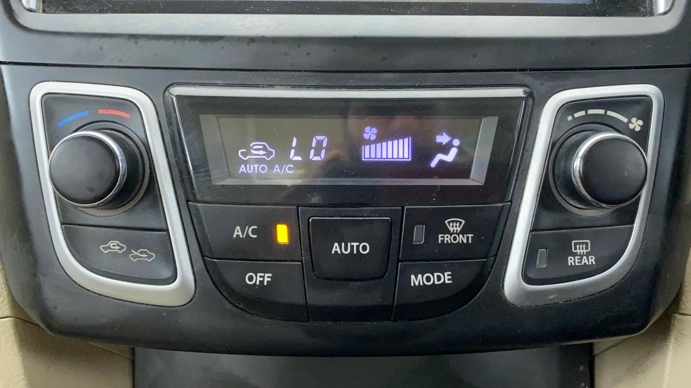 2018 Maruti Ciaz ALPHA 1.3 DDIS SHVS, Diesel, Manual, 82,609 km, Automatic Climate Control