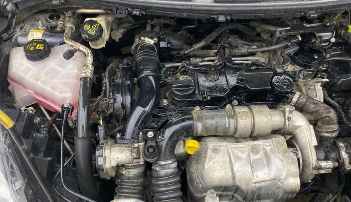 2013 Ford Fiesta STYLE DIESEL, Diesel, Manual, 98,576 km, Engine View - Right