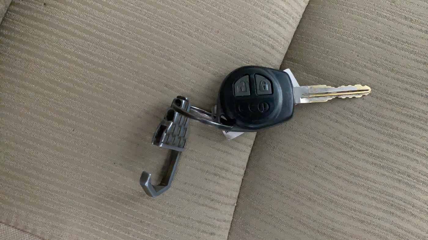 2015 Maruti Ciaz VXI, Petrol, Manual, 54,685 km, Key Close Up