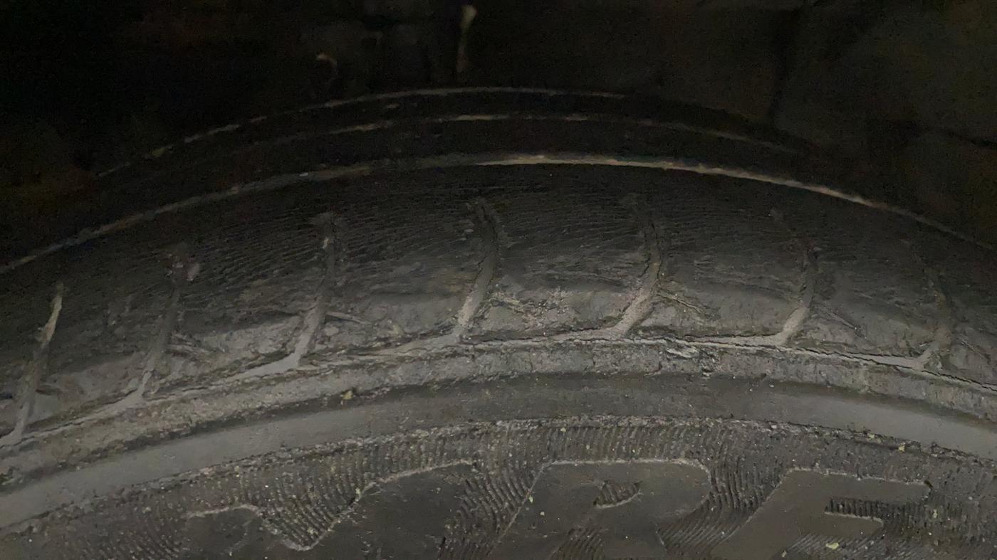 2015 Maruti Ciaz VXI, Petrol, Manual, 54,685 km, Right Front Tyre Tread