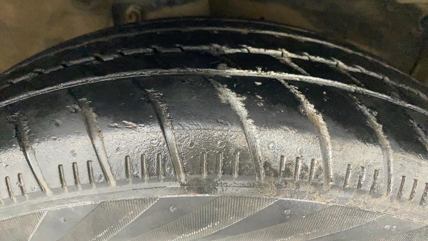 2018 Maruti Celerio ZXI AMT, Petrol, Automatic, 40,344 km, Right Front Tyre Tread