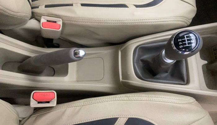 2019 Maruti Ertiga ZDI+ 1.5, Diesel, Manual, 77,013 km, Gear Lever