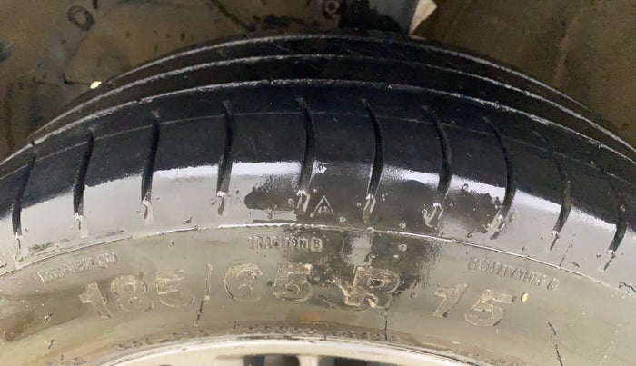 2019 Maruti Ertiga ZDI+ 1.5, Diesel, Manual, 77,013 km, Left Front Tyre Tread