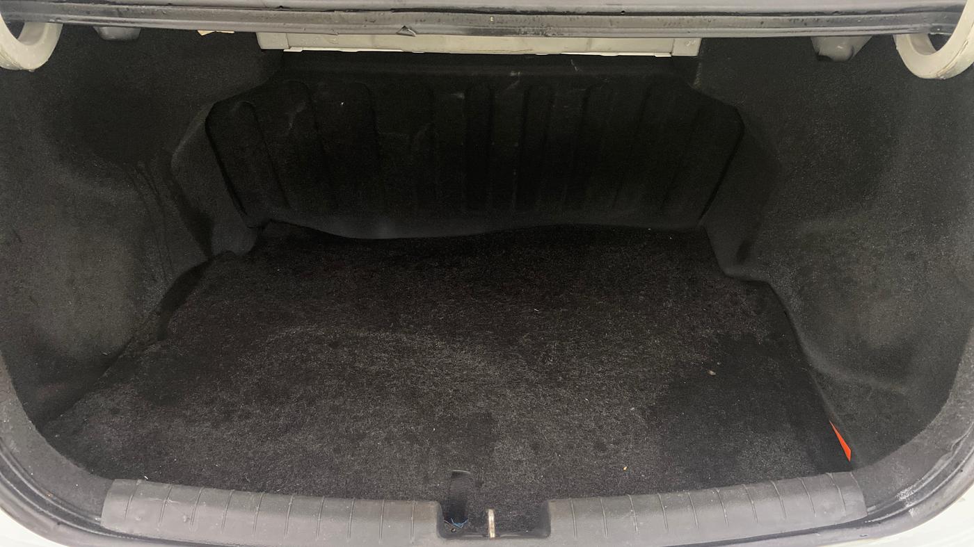 2016 Hyundai Xcent SX 1.2, Petrol, Manual, 41,870 km, Boot Inside
