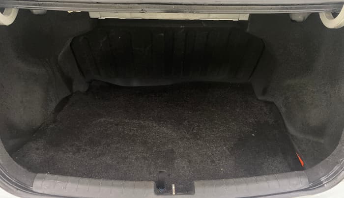 2016 Hyundai Xcent SX 1.2, Petrol, Manual, 41,870 km, Boot Inside