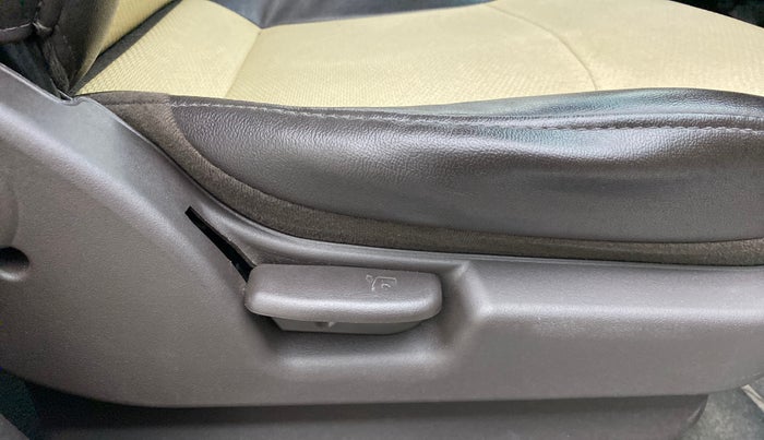 2013 Hyundai Santro Xing GL PLUS, Petrol, Manual, 34,527 km, Driver Side Adjustment Panel