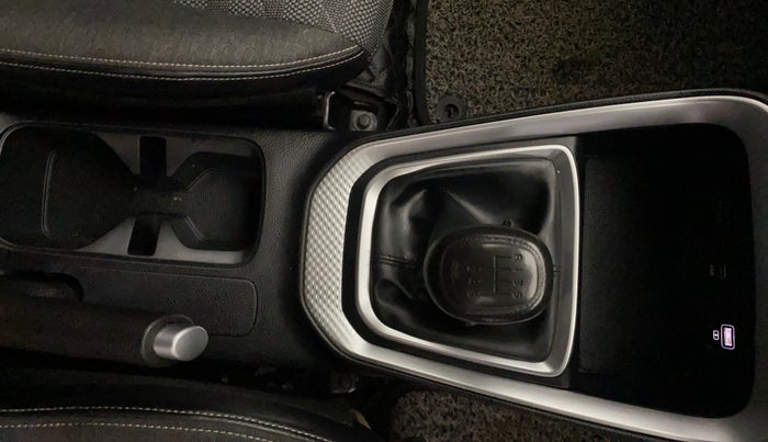 2023 KIA SONET HTK PLUS 1.0 IMT, Petrol, Manual, 30,026 km, Gear Lever