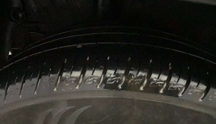 2023 KIA SONET HTK PLUS 1.0 IMT, Petrol, Manual, 30,026 km, Right Rear Tyre Tread