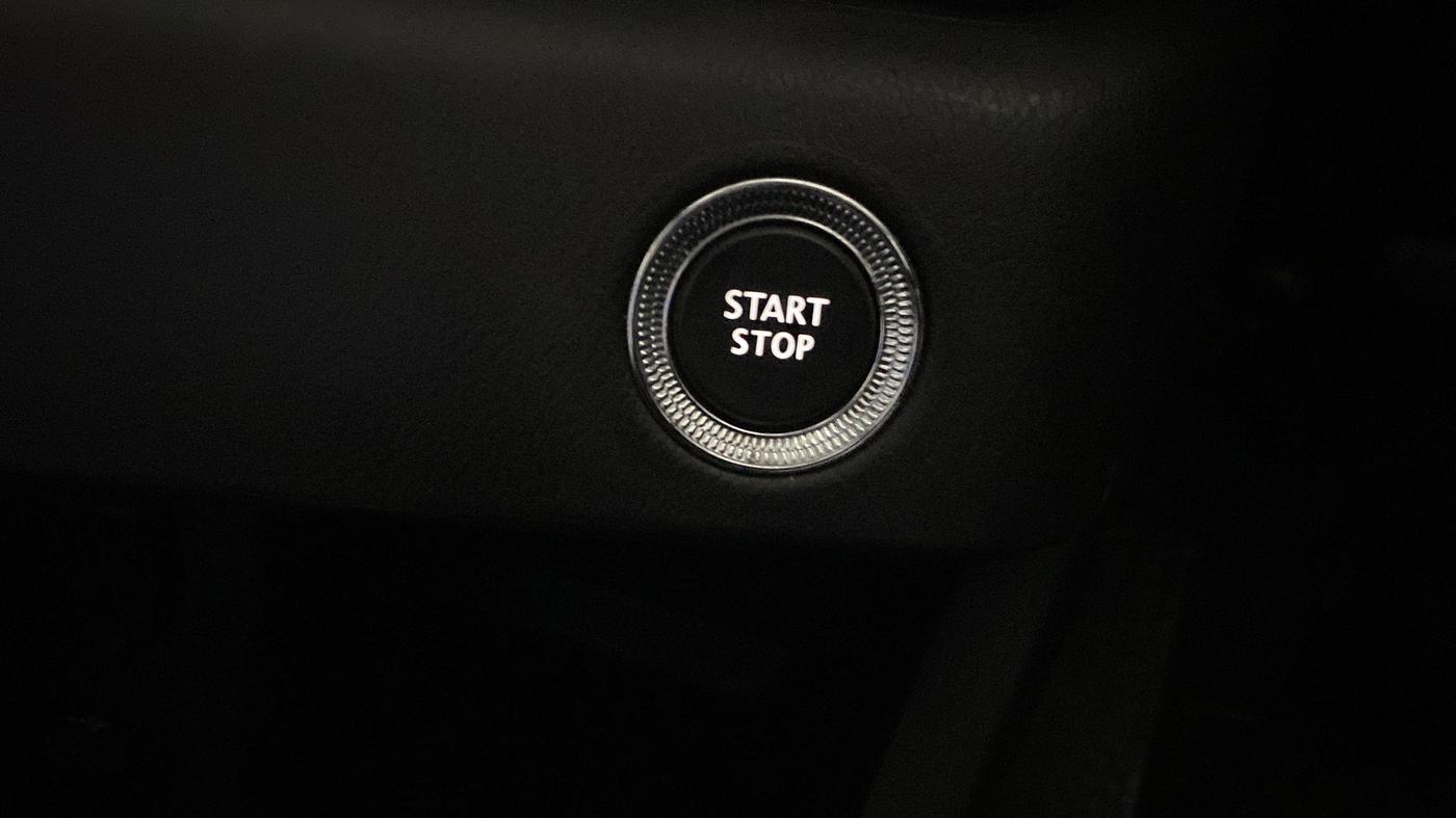 2020 Nissan MAGNITE XV PREMIUM TURBO (O) CVT DUAL TONE, Petrol, Automatic, 49,562 km, Keyless Start/ Stop Button