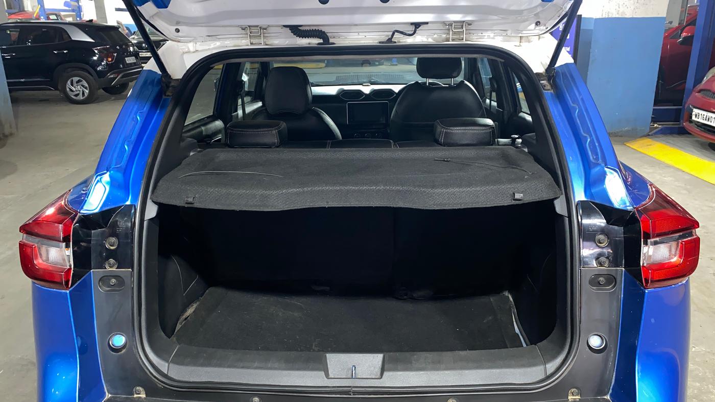 2020 Nissan MAGNITE XV PREMIUM TURBO (O) CVT DUAL TONE, Petrol, Automatic, 49,562 km, Boot Inside