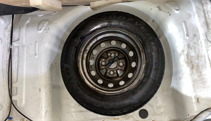 2016 Hyundai Eon D-LITE+, Petrol, Manual, 18,035 km, Spare Tyre