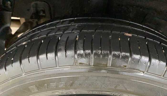 2017 Hyundai Grand i10 SPORTZ 1.2 KAPPA VTVT, Petrol, Manual, 51,849 km, Right Rear Tyre Tread